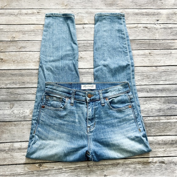 Madewell Light Wash High Riser Crop Jeans - Picture 4 of 11
